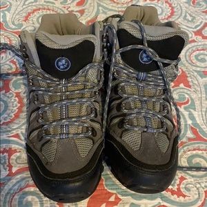 Nevados Women Hiking boot Sz 7.5